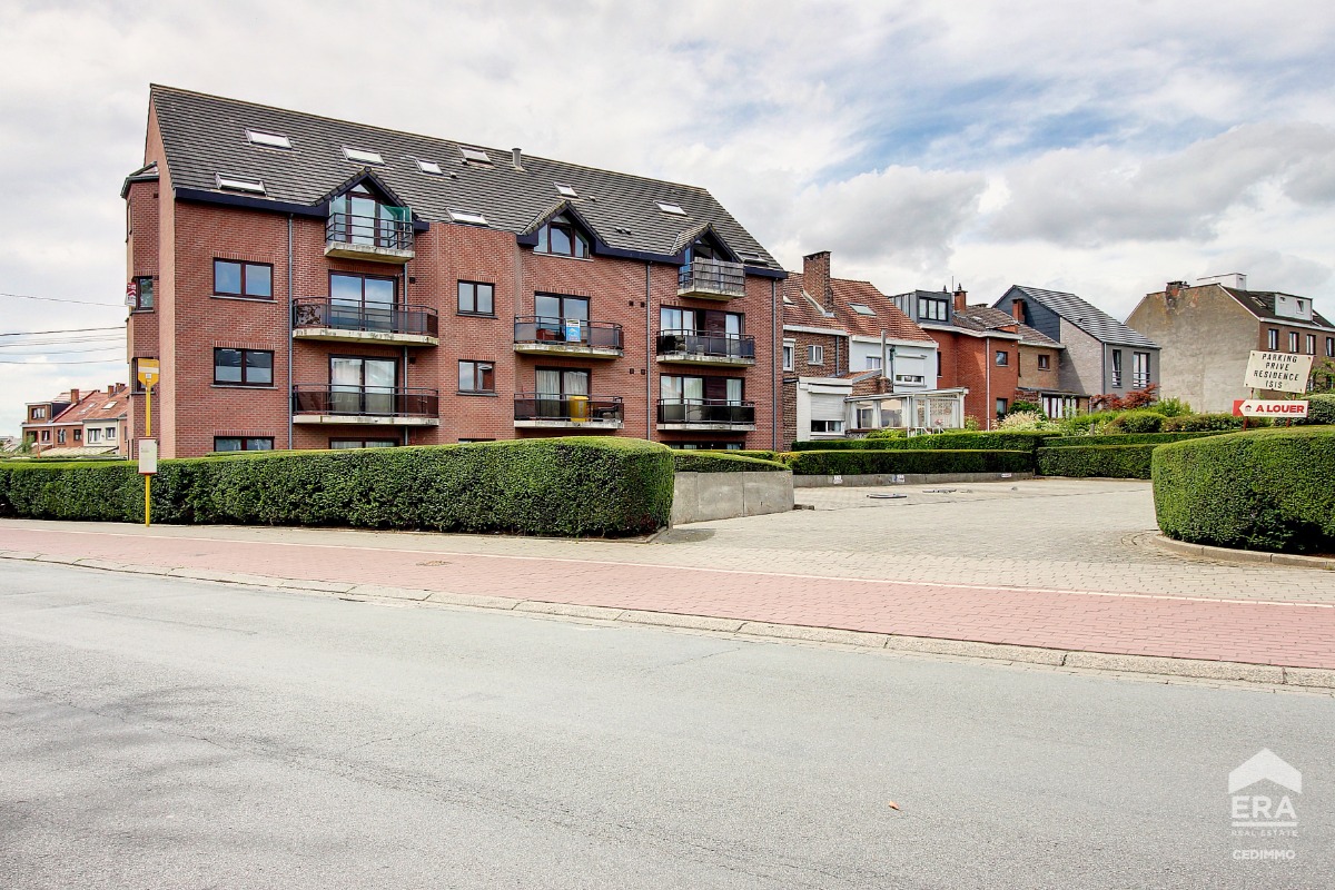 EMPLACEMENT DE PARKING INTERIEUR € 75 / month ERA